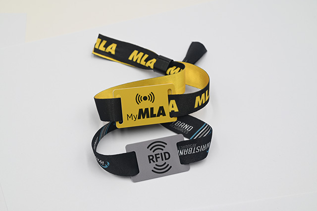 黑卡是什么？？？？四大行黑卡办理条件？？？？