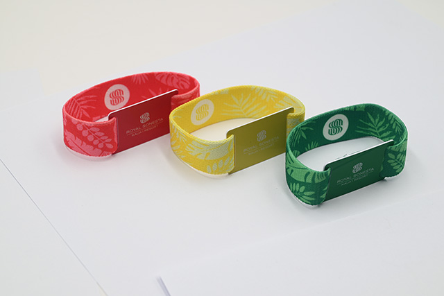 浅谈银行卡的更新换代，，，，我们怎样看待滴胶卡