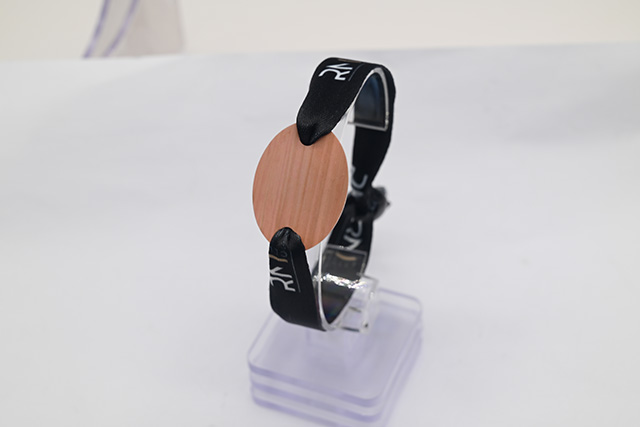 影戏院校园卡应不应该设置有用期？？？？